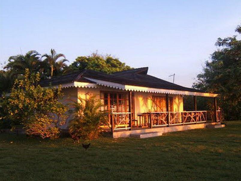 Hotel Atiapiti Opoa Exterior photo